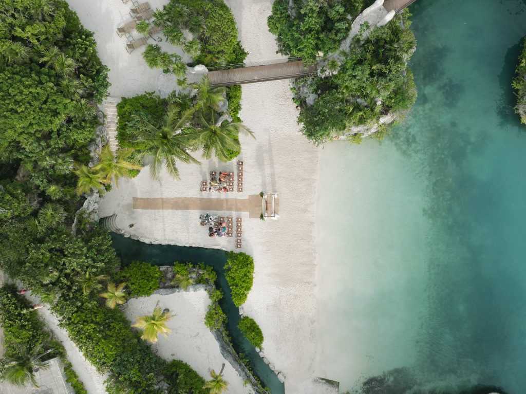 Amor Amor Weddings Photography, Hotel Xcaret Mexico for Yellow Umbrella Events