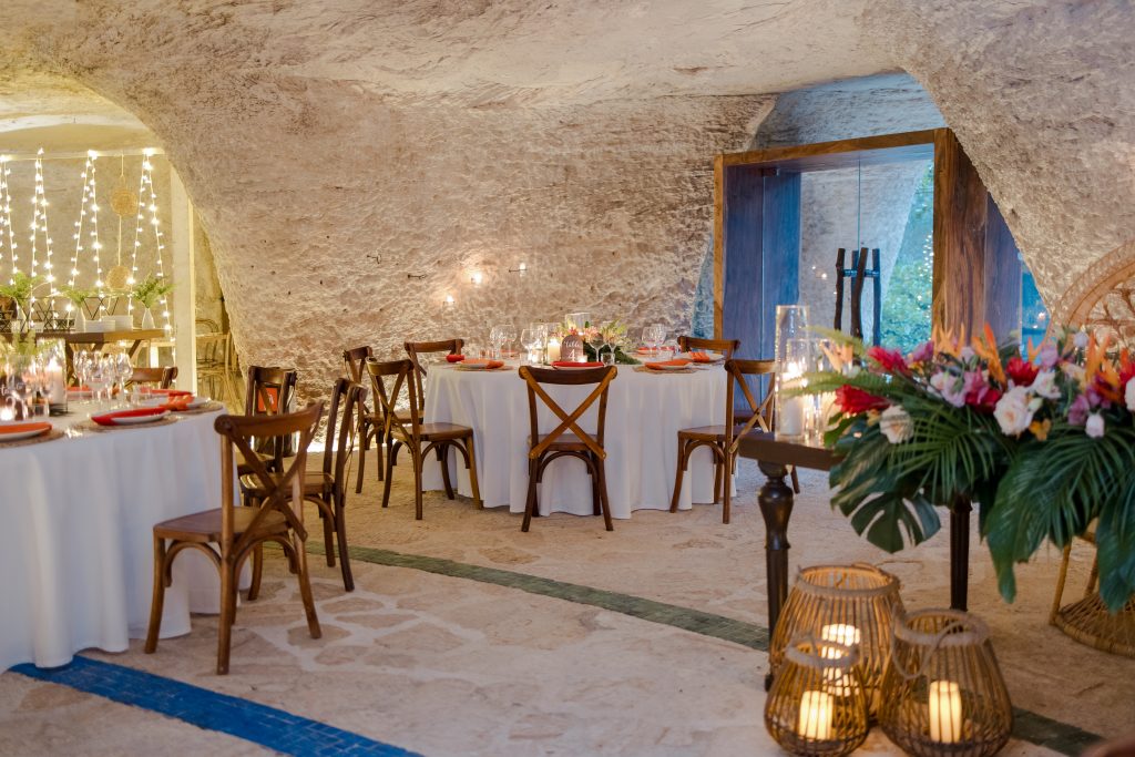 Amor Amor Weddings Photography, Hotel Xcaret Mexico for Yellow Umbrella Events