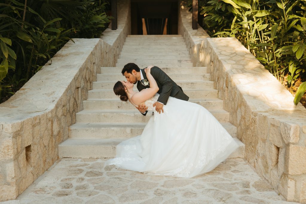 Cameron Lee Photos Hotel Xcaret Arte Wedding for Yellow Umbrella Events