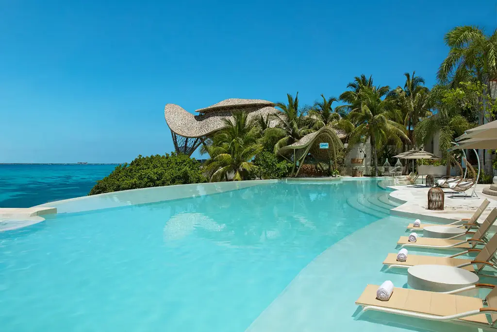 Impression Isla Mujeres for Yellow Umbrella Events