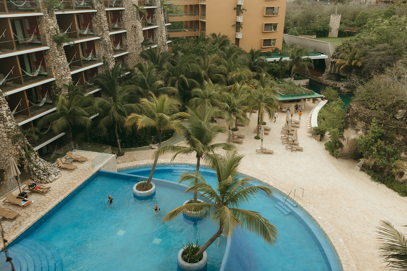 Annie Morgan Photography hotel xcaret mexico wedding for Yellow Umbrella Events
