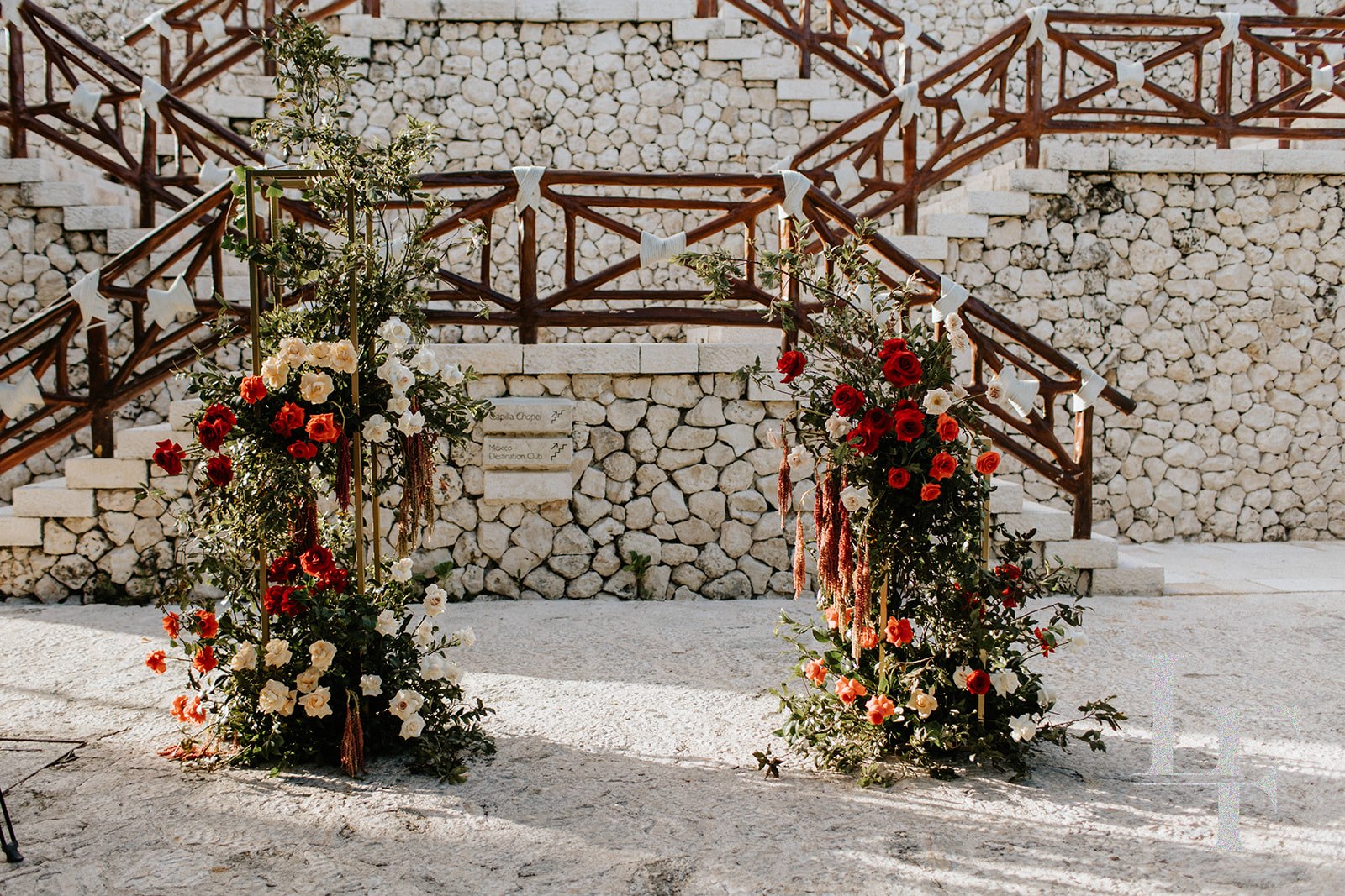 lukefotoliv photography hotel xcaret mexico wedding for yellow Umbrella events