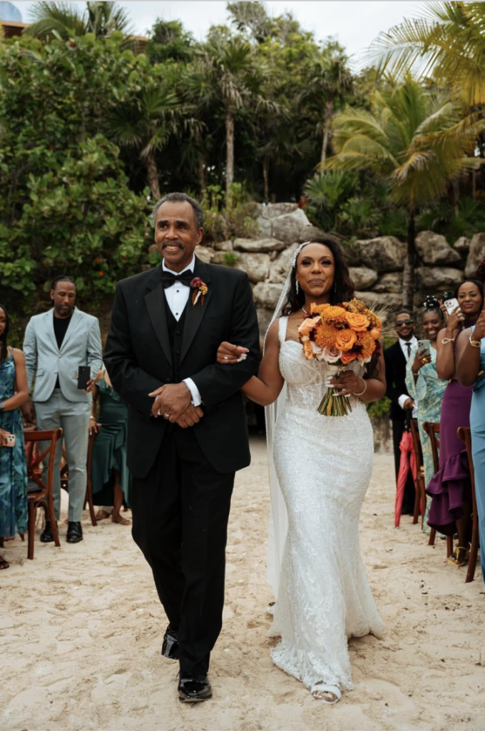 Hotel Xcaret Mexcio wedding, Julie Roman photo for Yellow Umbrella Events