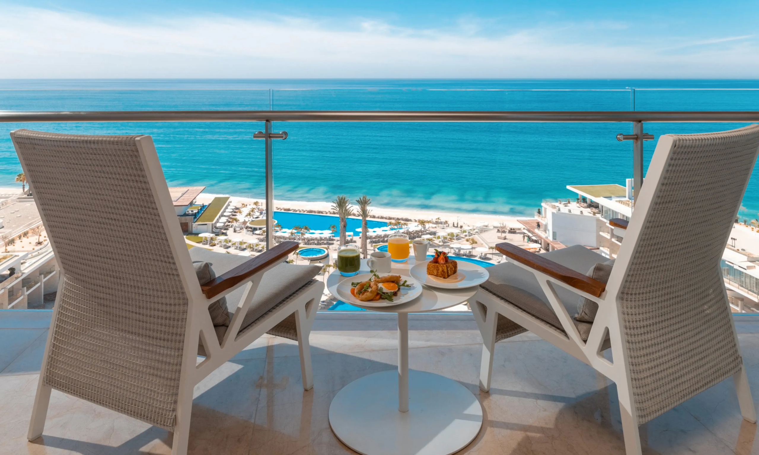 Le Blanc Los Cabos room for Yellow Umbrella Events