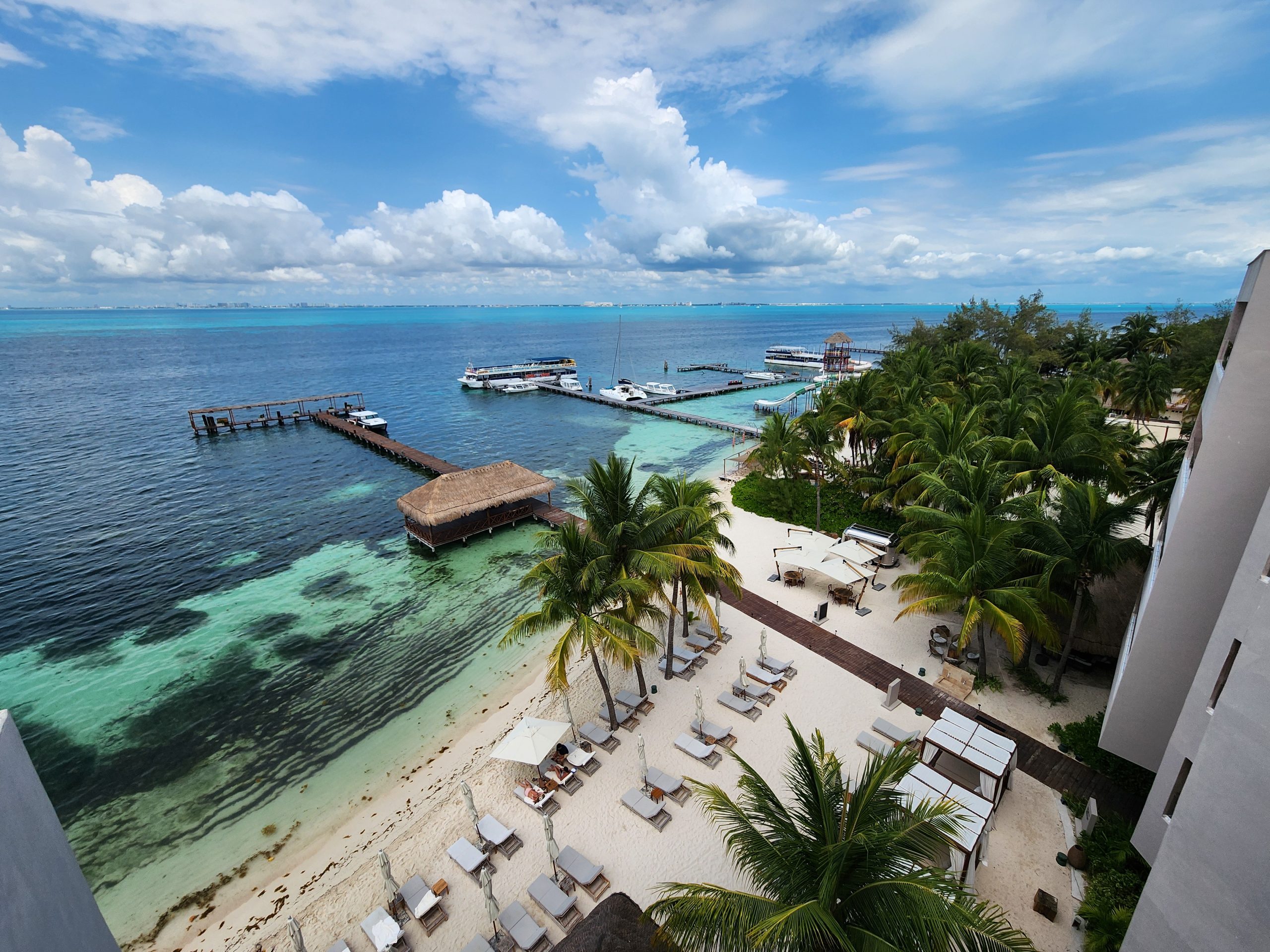 Almare Isla Mujeres for Yellow Umbrella Events