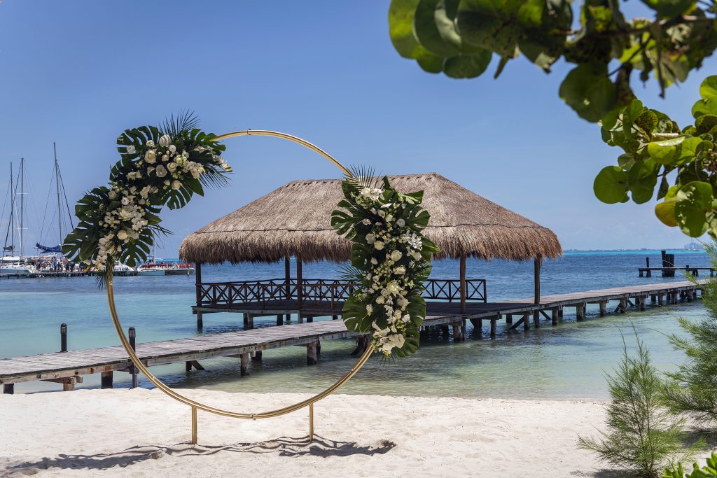 Almare Isla Mujeres for Yellow Umbrella Events