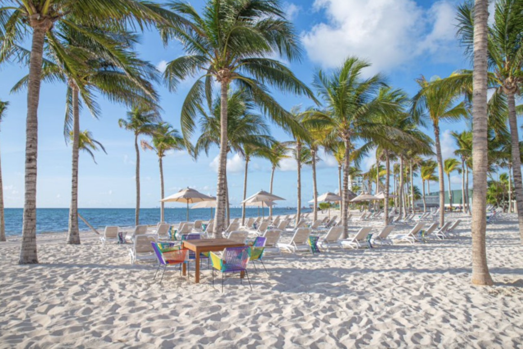Garza Blanca Cancun wedding guide for Yellow Umbrella Events